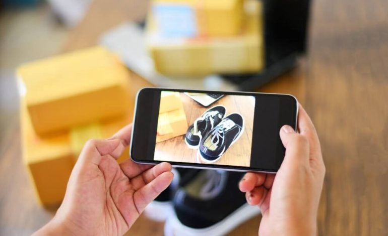 How Augmented Reality is changing footwear industry?